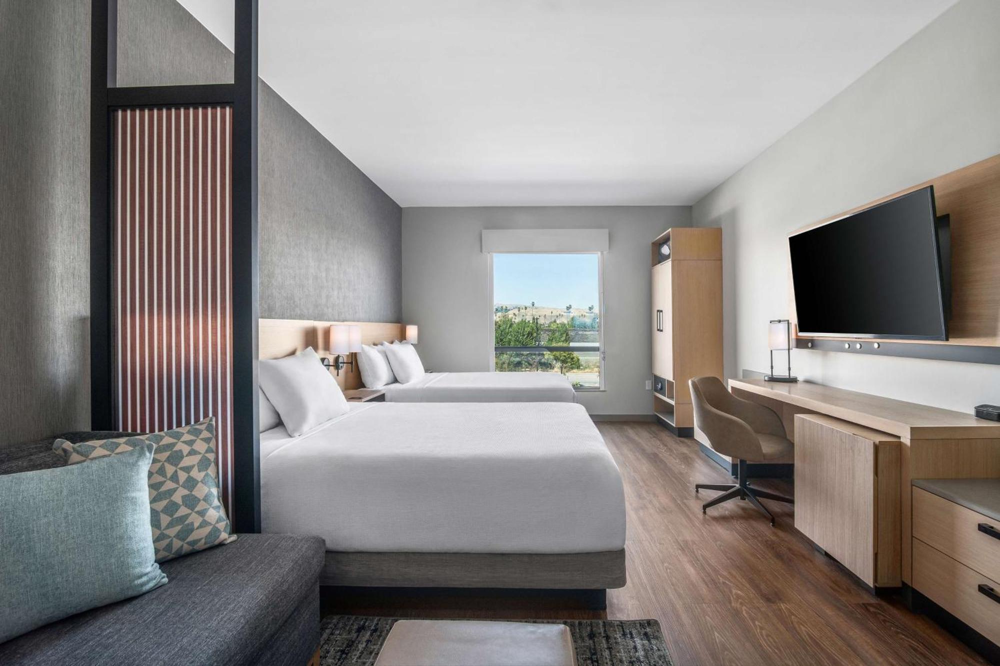 Hyatt Place Newark-Silicon Valley Екстериор снимка