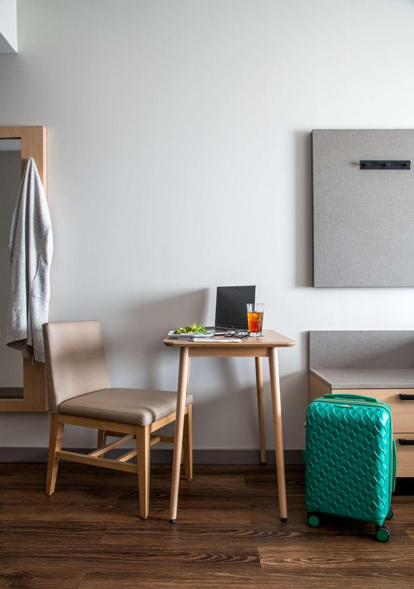 Hyatt Place Newark-Silicon Valley Екстериор снимка