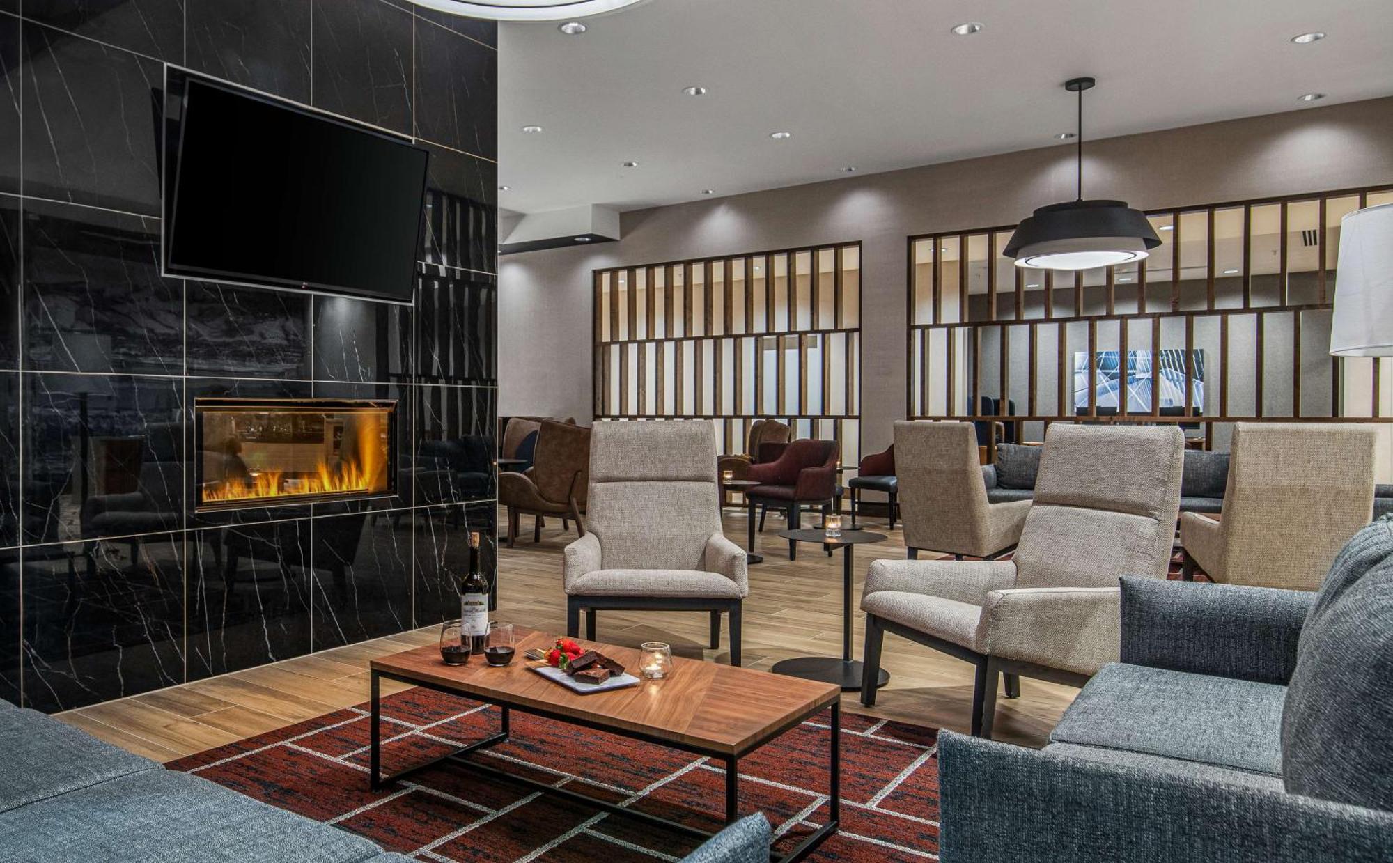 Hyatt Place Newark-Silicon Valley Екстериор снимка