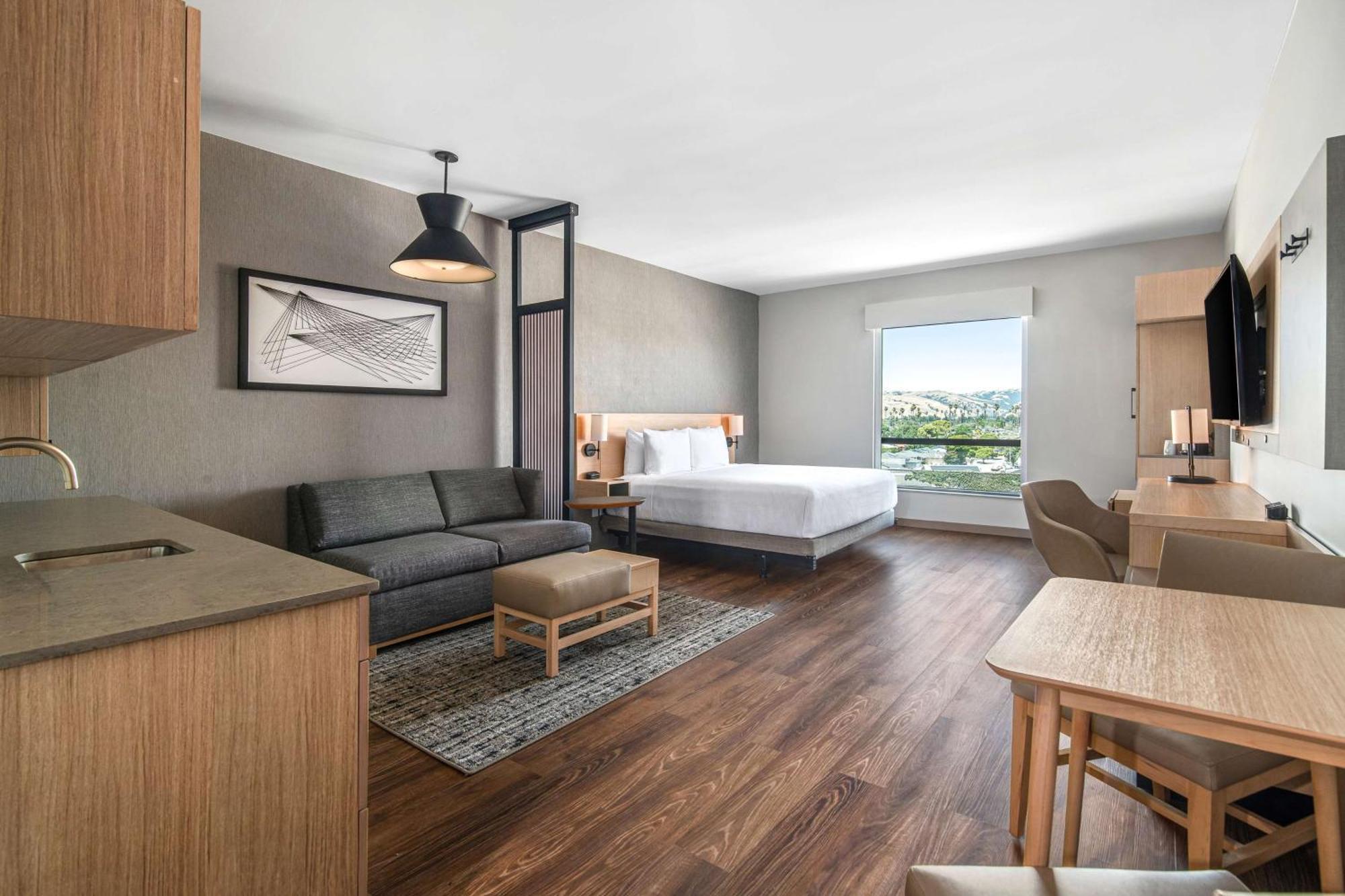 Hyatt Place Newark-Silicon Valley Екстериор снимка