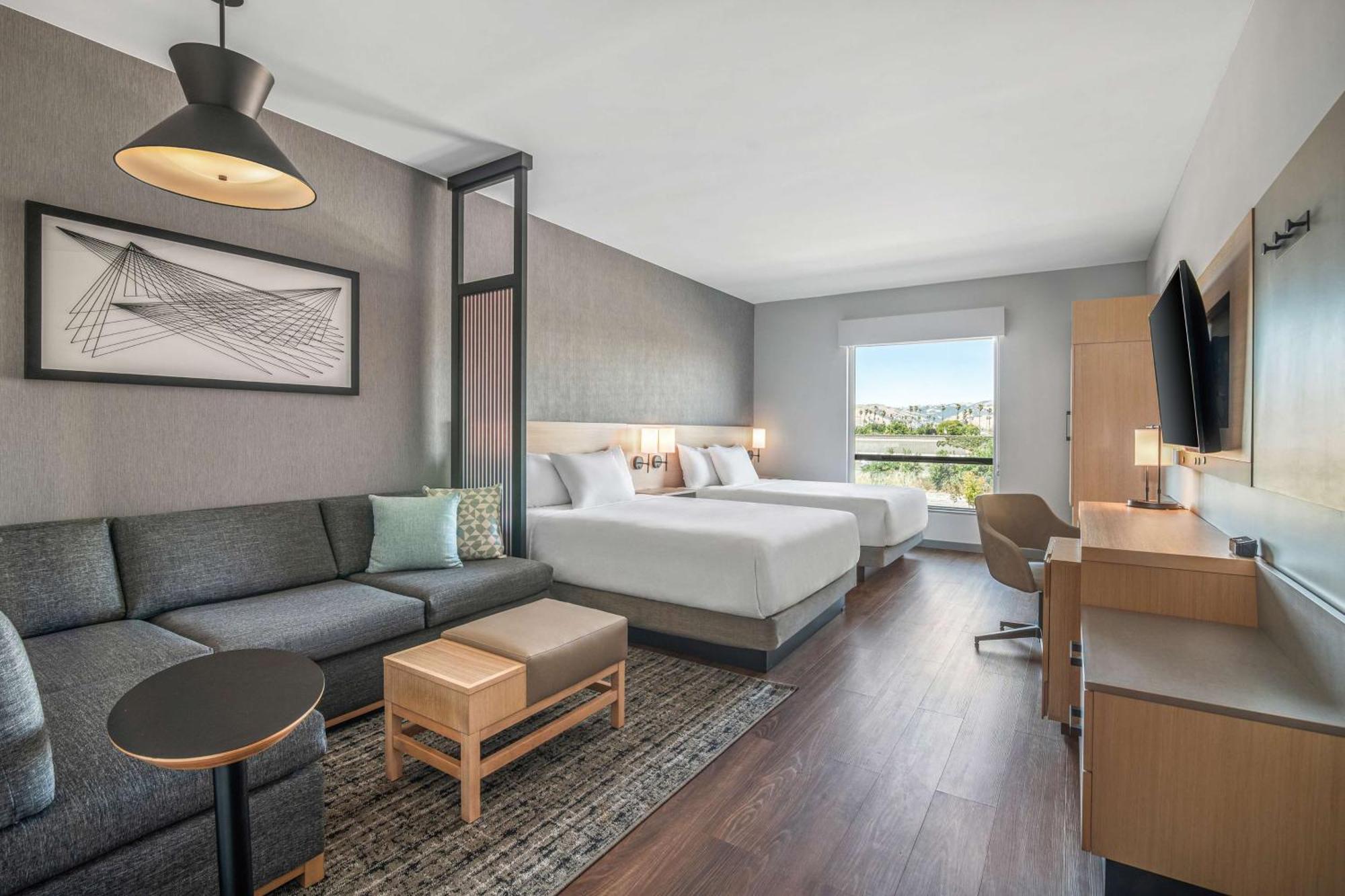 Hyatt Place Newark-Silicon Valley Екстериор снимка