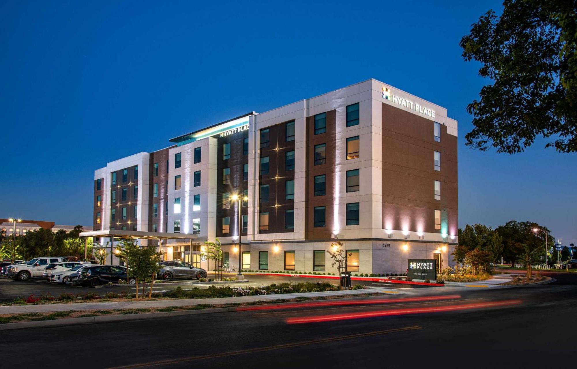 Hyatt Place Newark-Silicon Valley Екстериор снимка